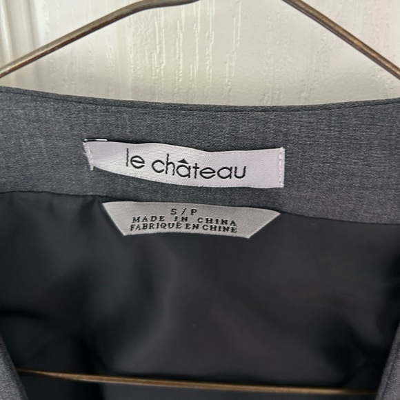 Le Chateau Mens suit jacket, vest and pants - Picture 7 of 7